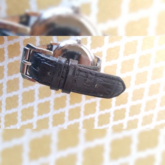 Watch - Picture 4 of 6